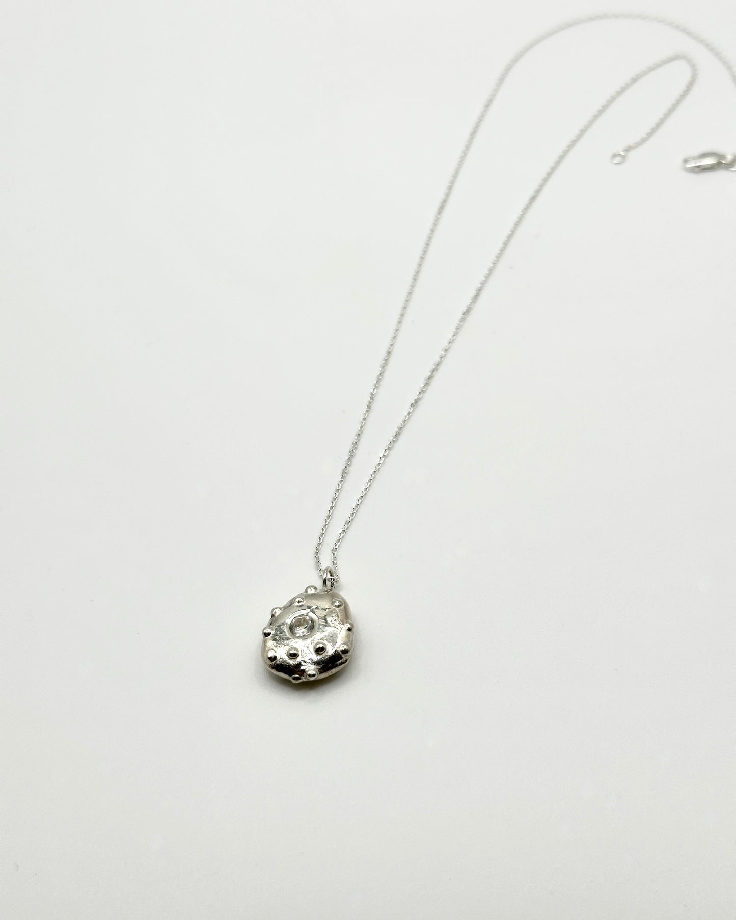 Dotted Sapphire Pendant Necklace