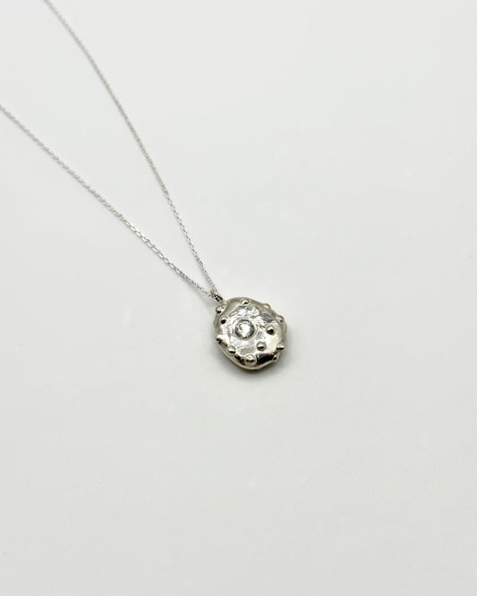 Dotted Sapphire Pendant Necklace